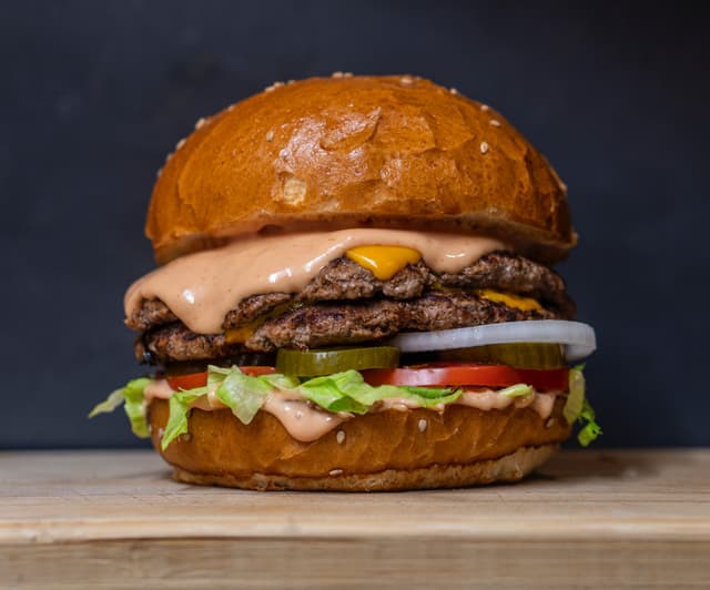 React-ing with Deliciousness: Cook up Hamburger Menus Like a Pro!
